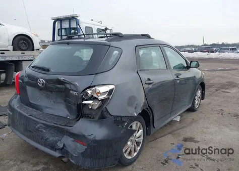 2009 Toyota Matrix z USA, uszkodzony, nr VIN 2T1KU40E09C109061